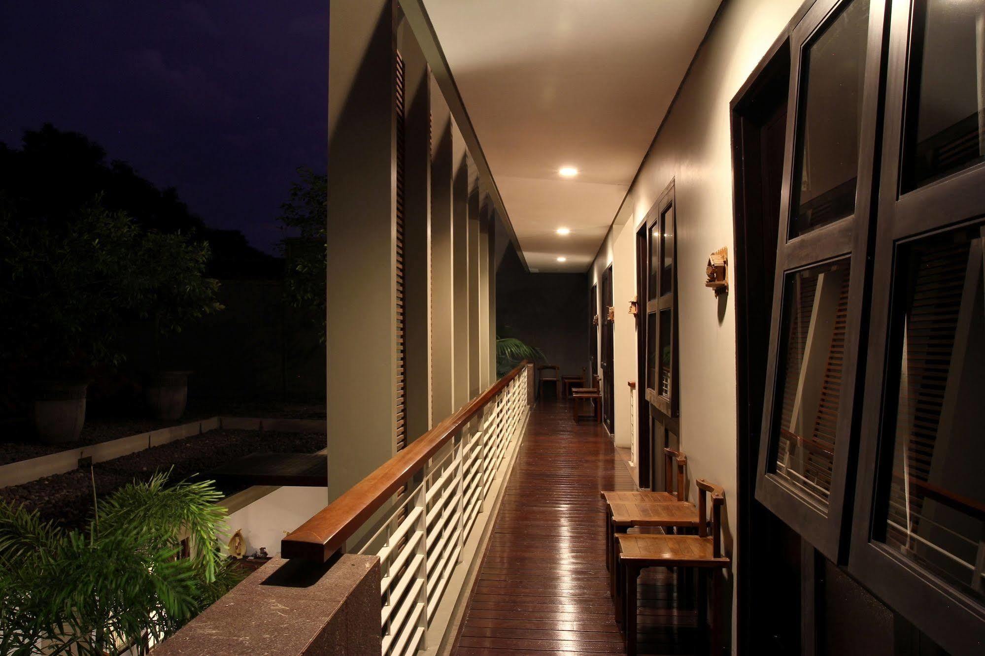 Cozy Boutique Guest House Malang Zewnętrze zdjęcie