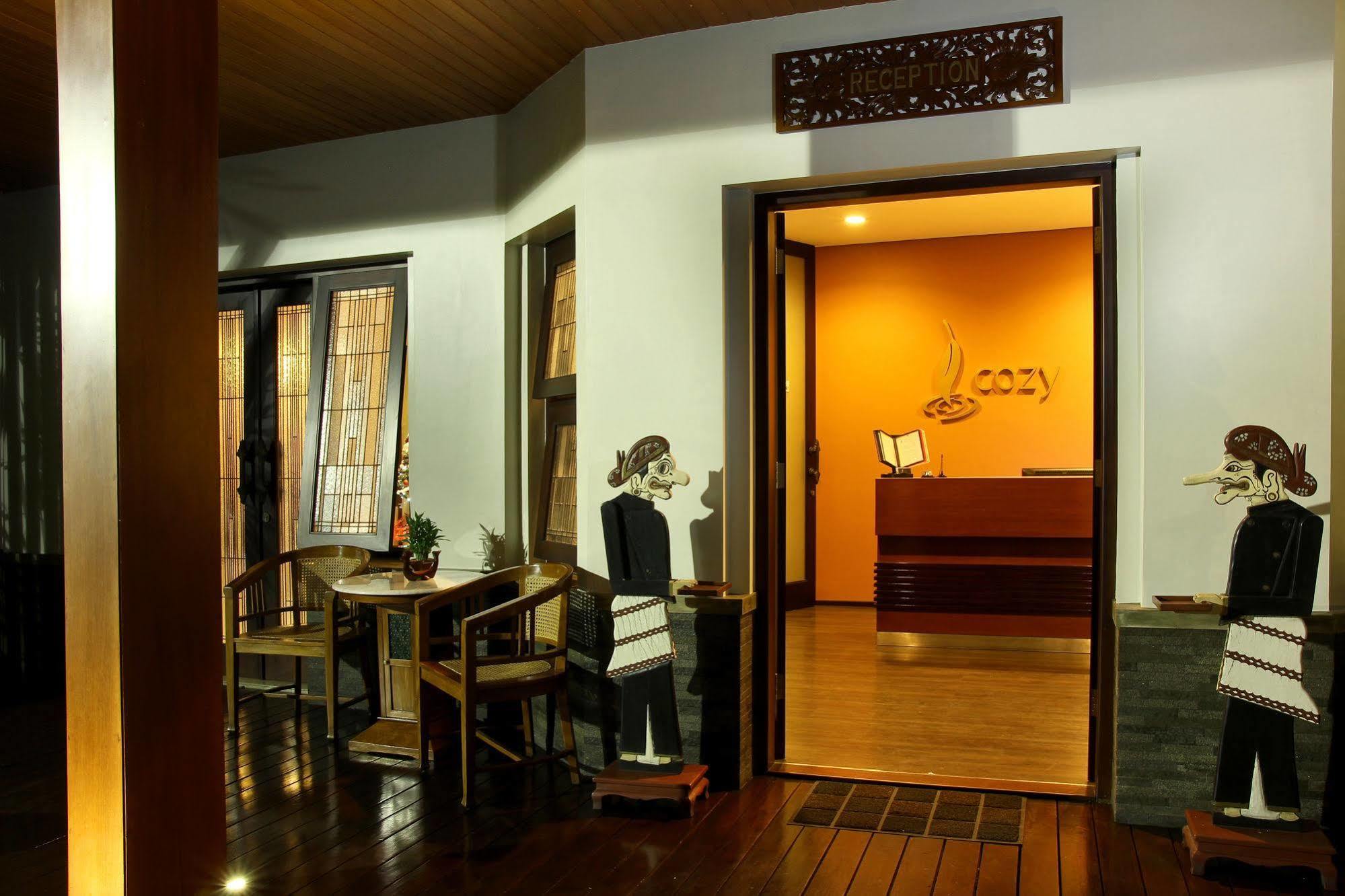 Cozy Boutique Guest House Malang Zewnętrze zdjęcie